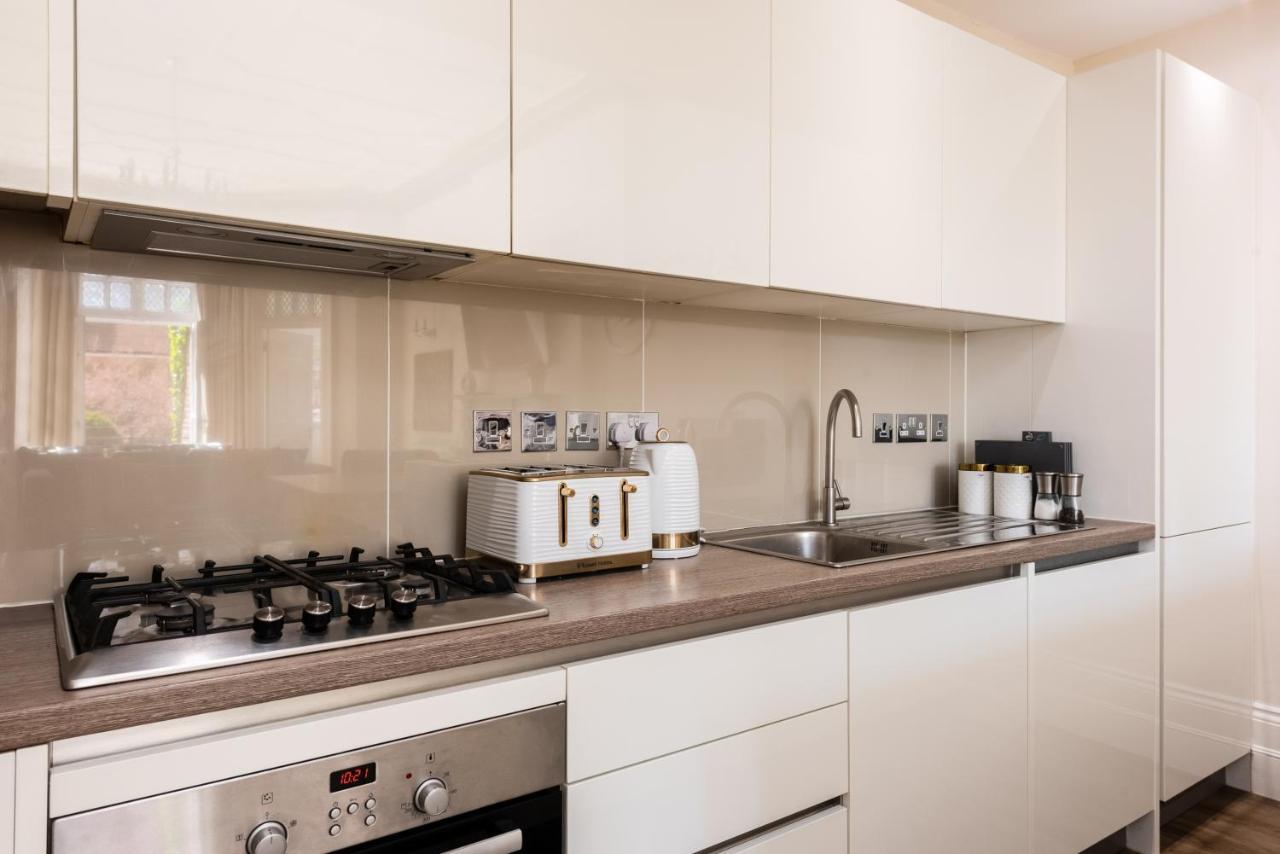 3 Bedroom Garden Apartment Opposite The Beach Okręg wyborczy Hove Zewnętrze zdjęcie
